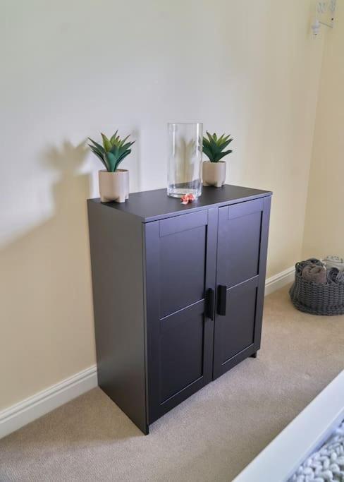 Stunning Luxury 2 Bed Apartment With En-Suite In Wokingham City Centre Esterno foto